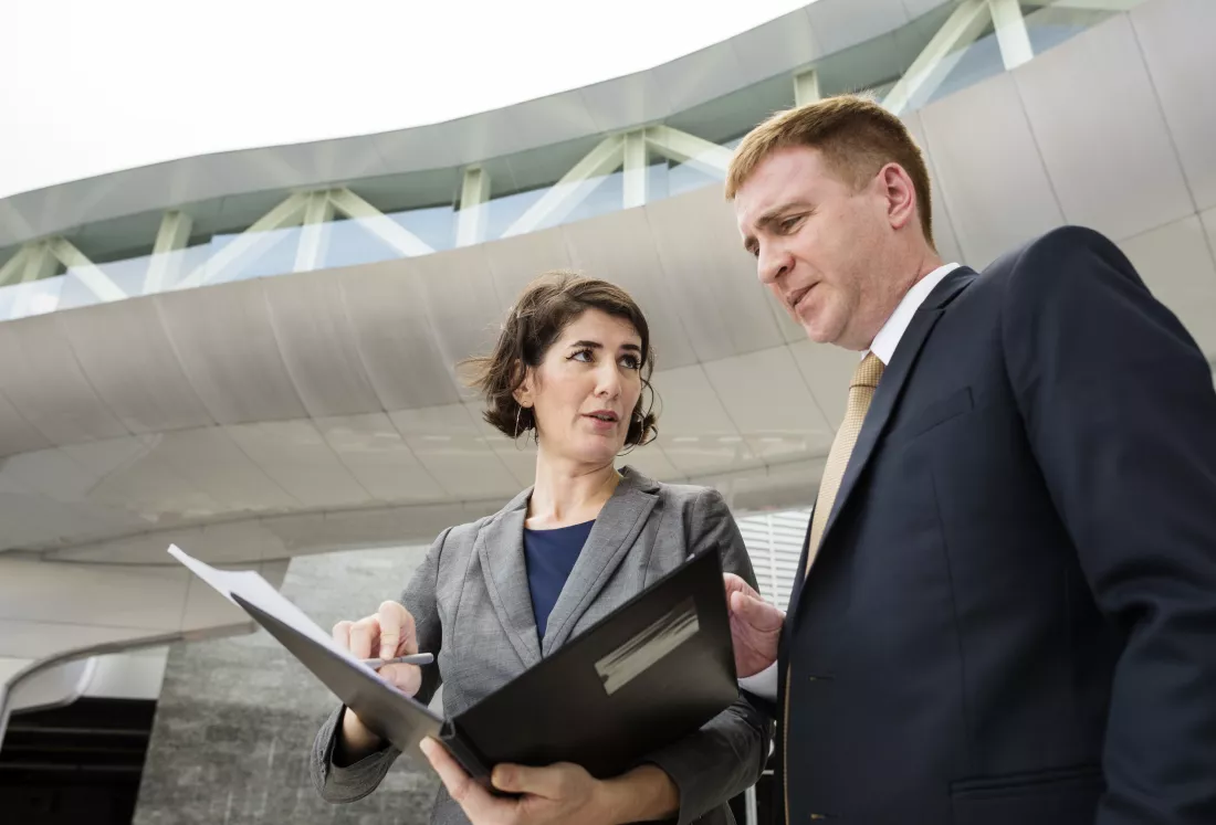 business-people-team-working-discussion-busy